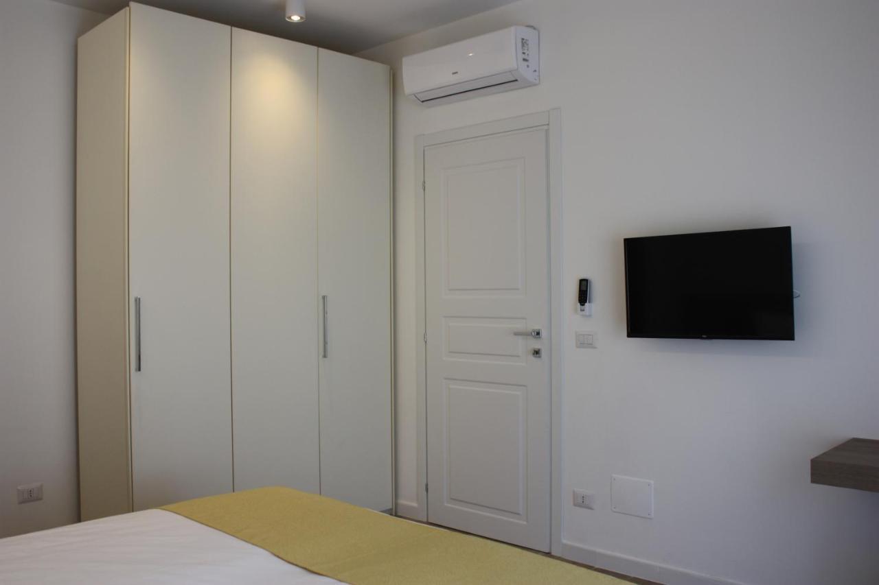 Strettomare-Business & Travel Apartment Reggio Calabria Exterior photo