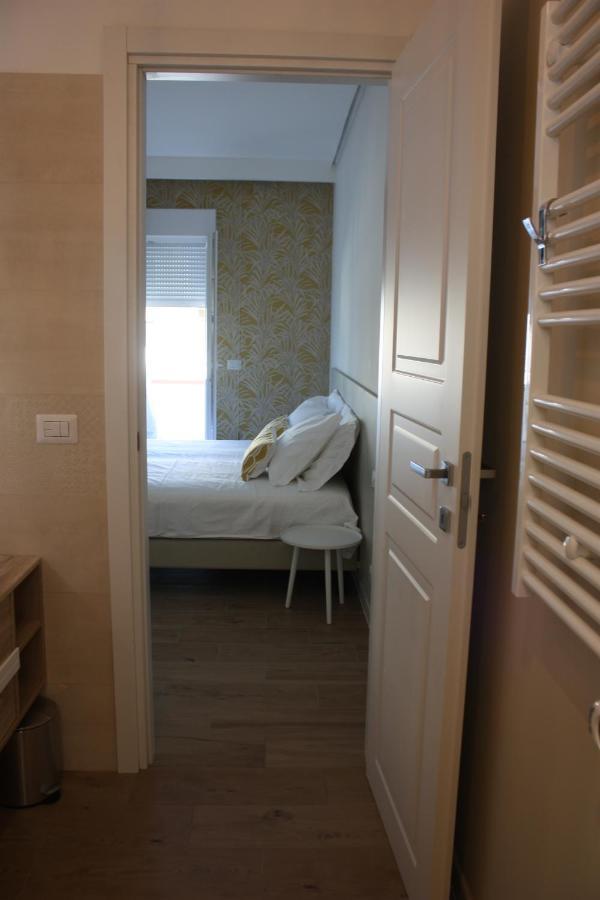 Strettomare-Business & Travel Apartment Reggio Calabria Exterior photo